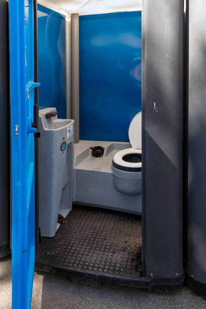 Best Construction site porta potty rental  in Forest City, PA